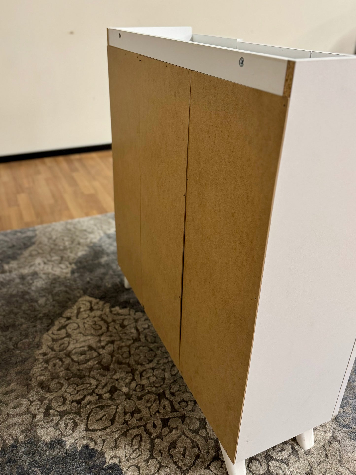 Sirdal 3door Cabinet in White