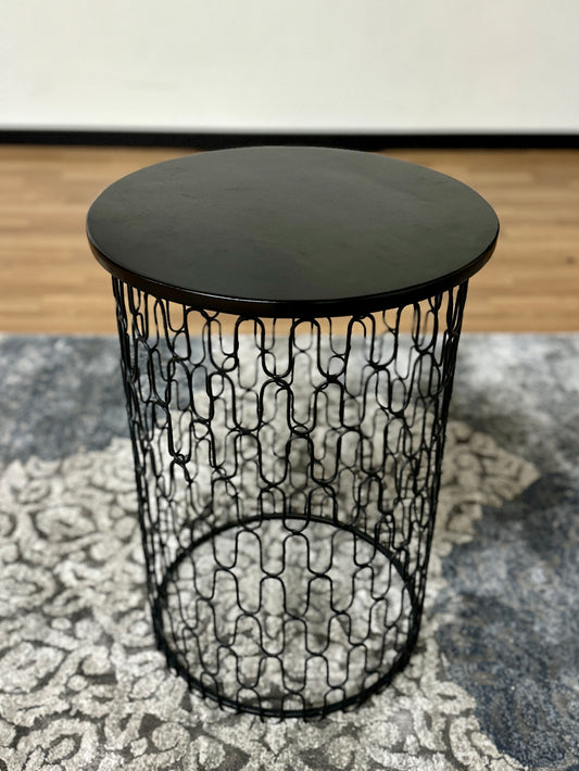 Jali Side Table in Black