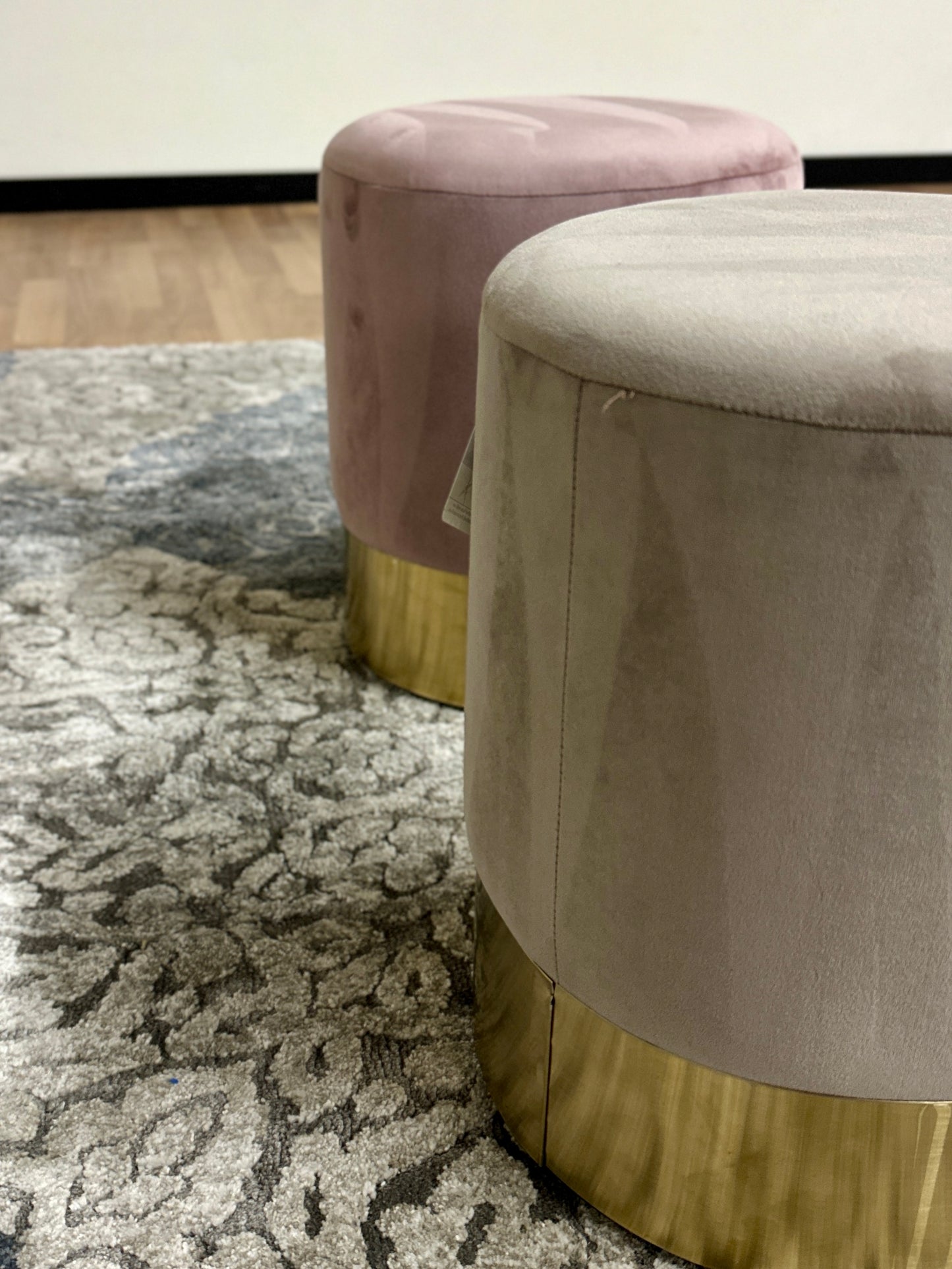 Modern Round Velvet Stools
