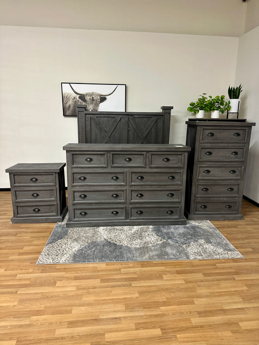 Texas Rustic Solid Pine 4‑Piece Queen Bedroom Set