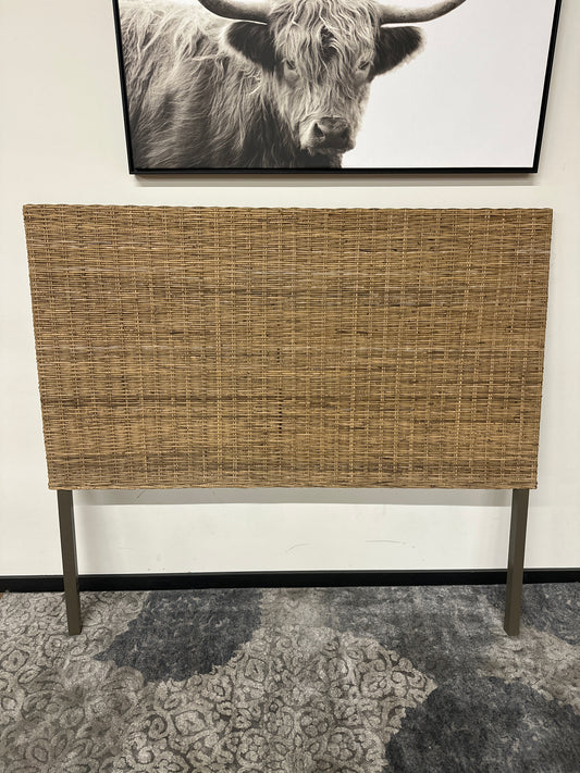 South Shore Lilak Rattan Queen Headboard