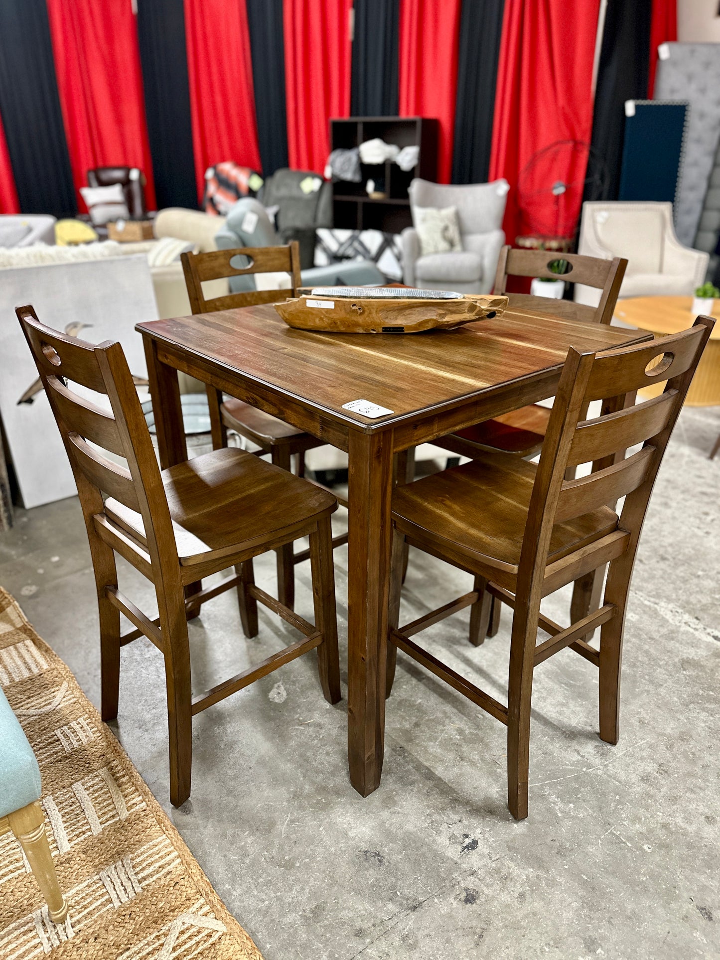Ashborn Dining Set Table & Chairs