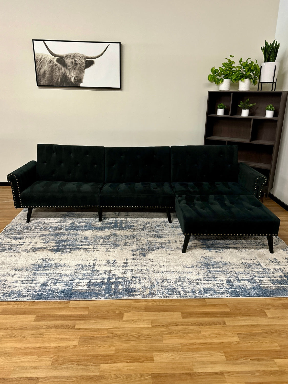 Black Tufted Pinhead Sectional w/ Chaise