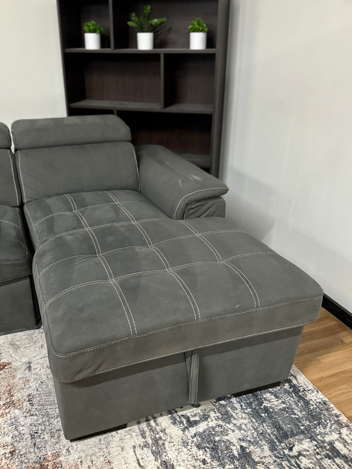 Grey Sleeper Pullout Sectional Couch w/ Storage