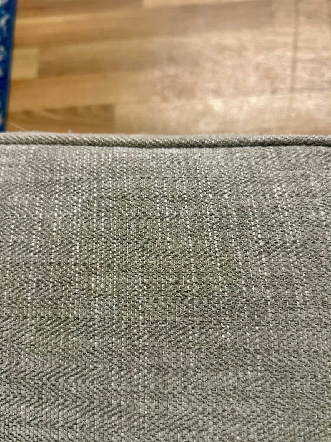 Light Grey 2pc Couch Loveseat Set