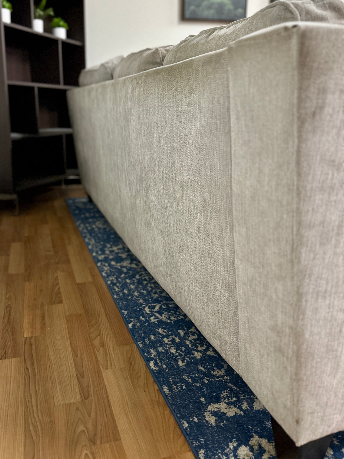 π DELIVERY AVAILABLE! Gorgeous Grey Pinhead Sectional Sofa