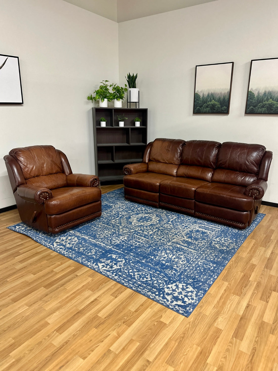 Gorgeous Brown Leather Sofa Chair Set