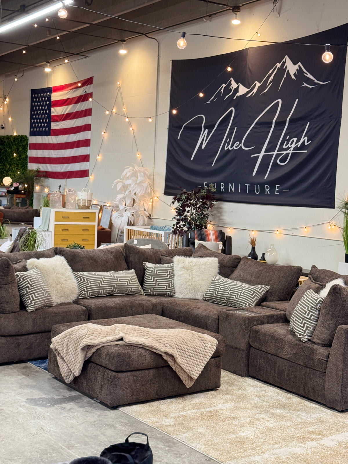Boulder Grand Corner Sectional in Chocolate