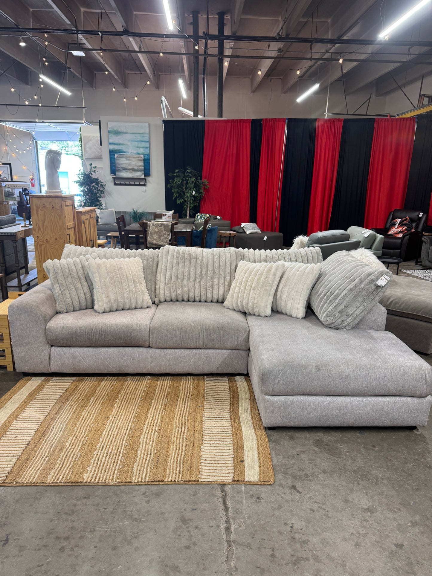Rooms To Go Moreau Street 2-Piece Fabric Corduroy Sectional with Chaise