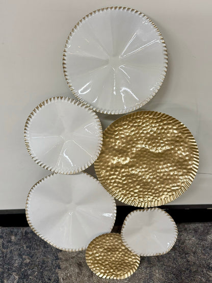 Metal Wall Decor in White & Gold