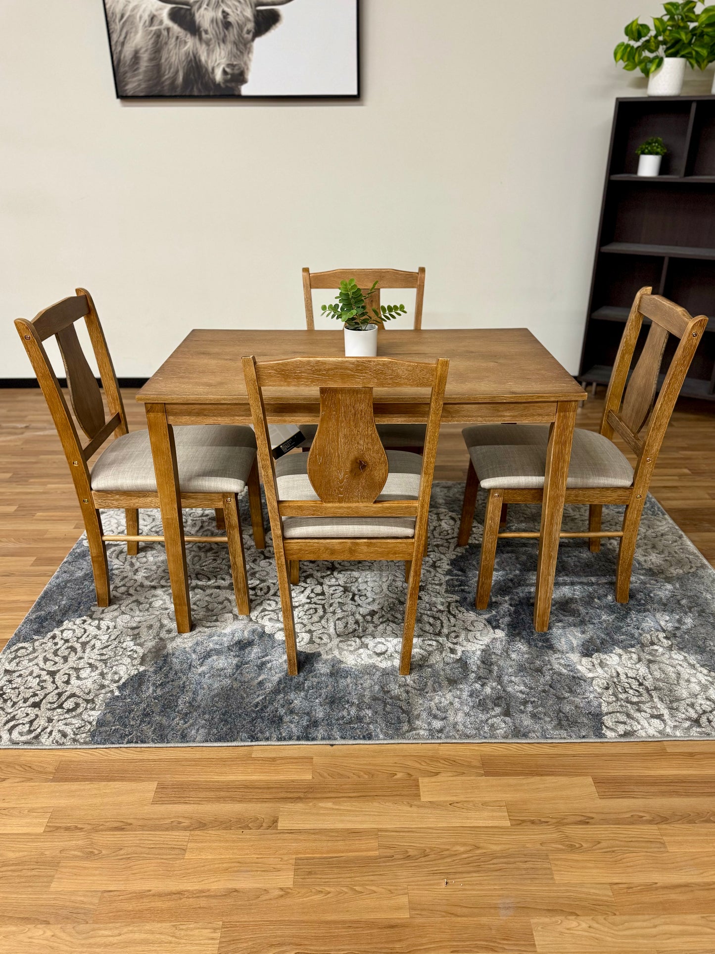 Kayee Dining Set