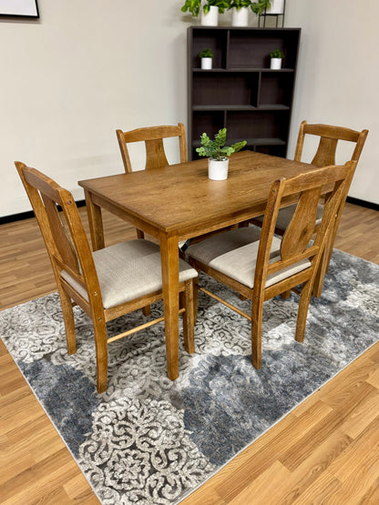 Kayee Dining Set