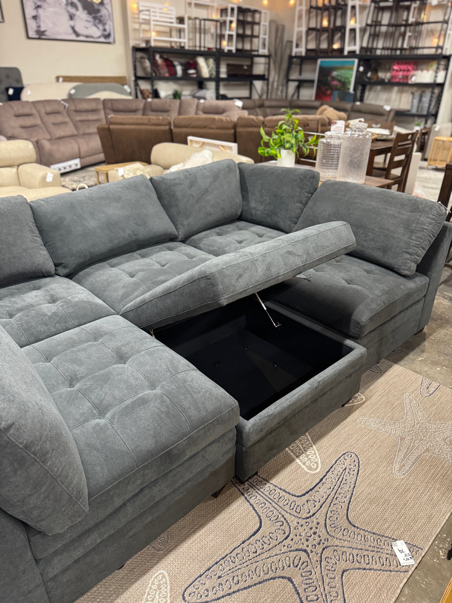 Thomasville Tisdale Modular Sectional 6-Piece with Storage Ottoman