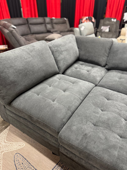 Thomasville Tisdale Modular Sectional 6-Piece with Storage Ottoman
