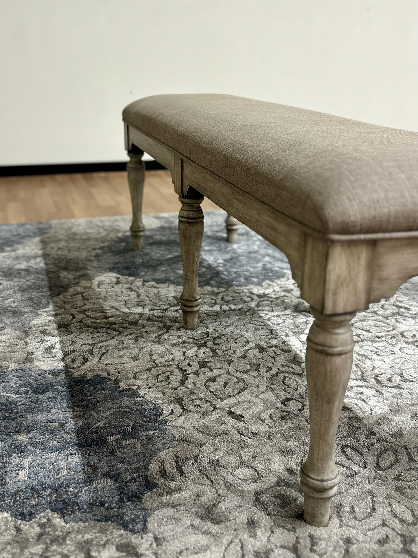 Flexsteel Wynwood Plymouth Bench Seat