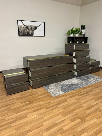 Nuova Esterno Mobili 4pc Bedroom Set