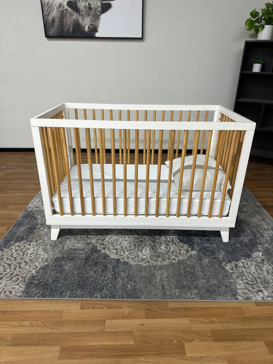 Ti Amo Baby Crib