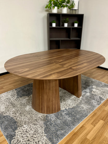 Brielle Dining Table