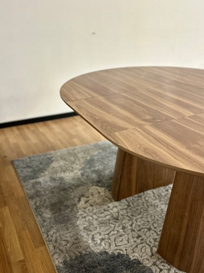 Brielle Dining Table