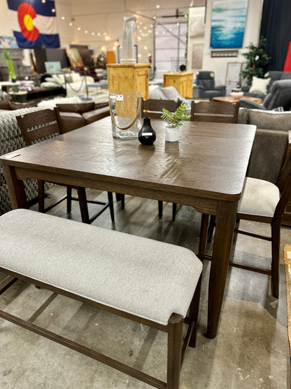 Higgins Dining Set