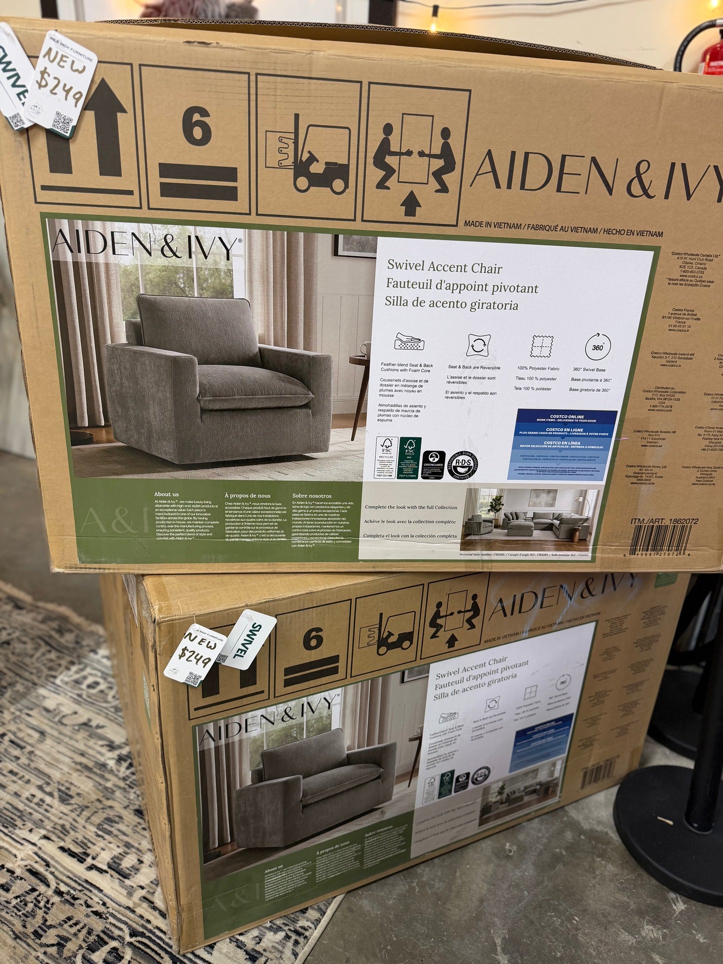 Aiden & Ivy Sereen Swivel Accent Chair