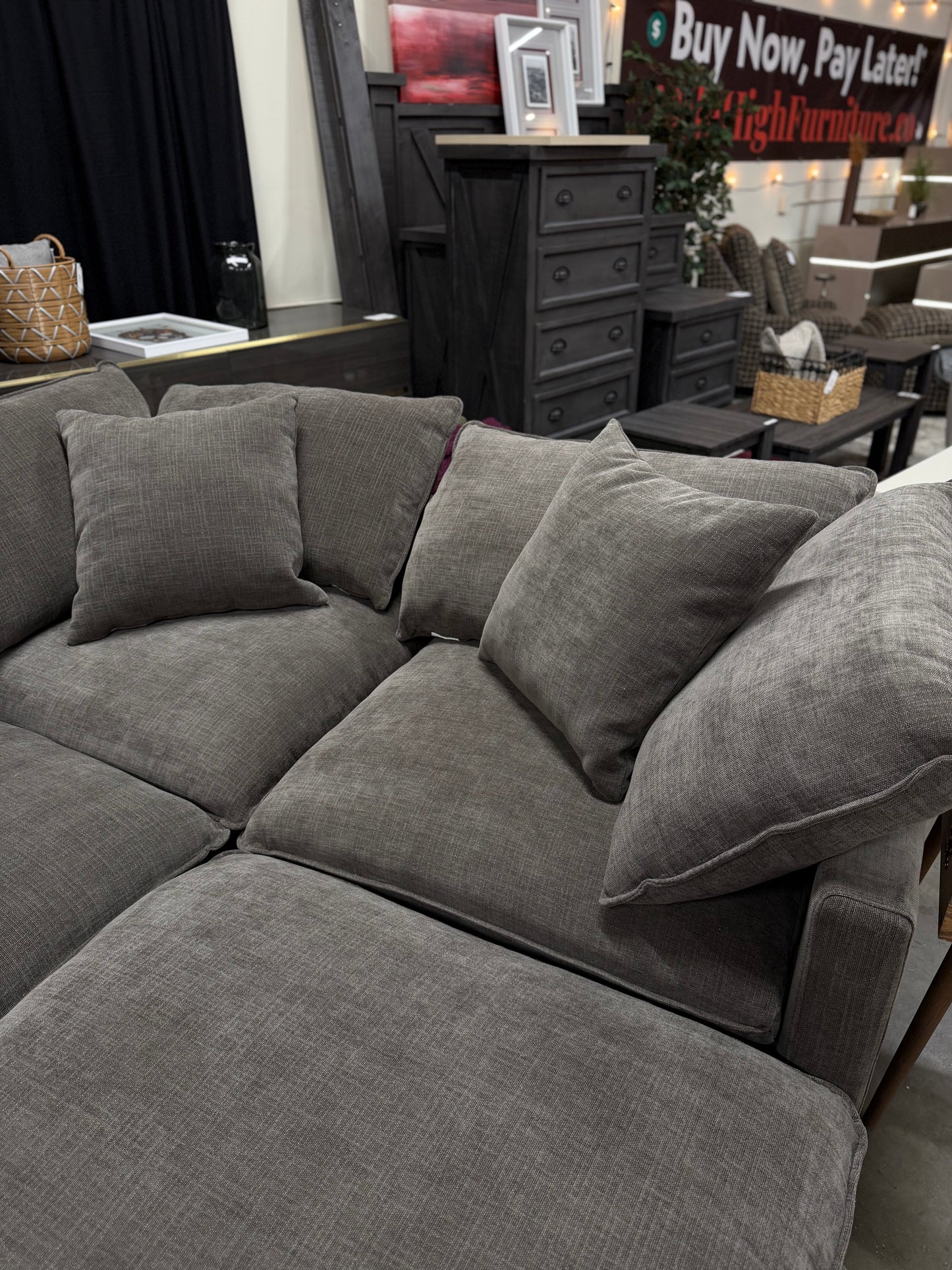 Mira Modular Sectional