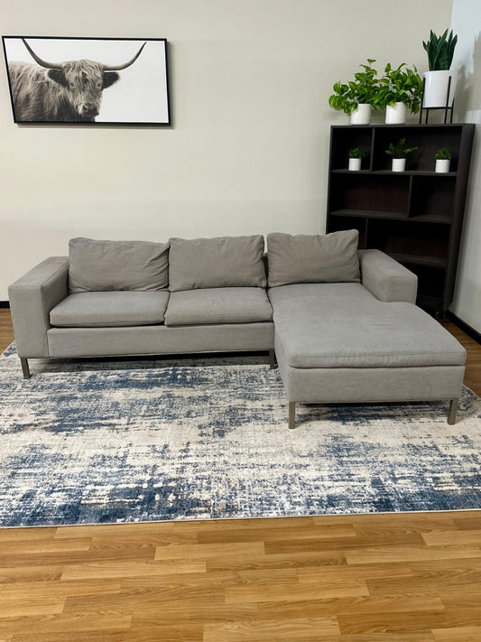 Modern Grey Sectional Sofa w/ Chaise