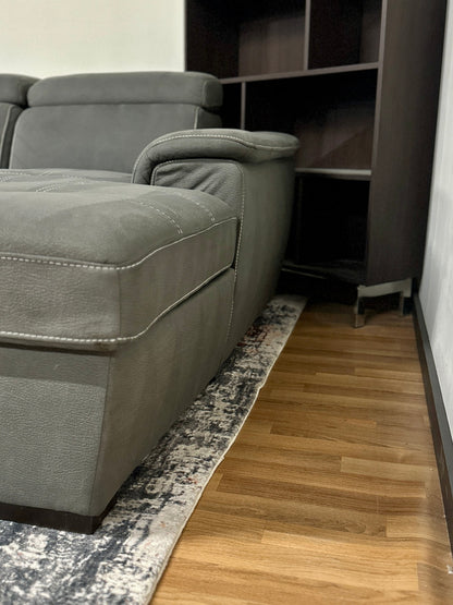 Grey Sleeper Pullout Sectional Couch w/ Storage