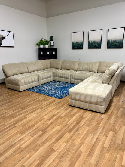 Gorgeous Beige 8 piece Modular Sectional Couch
