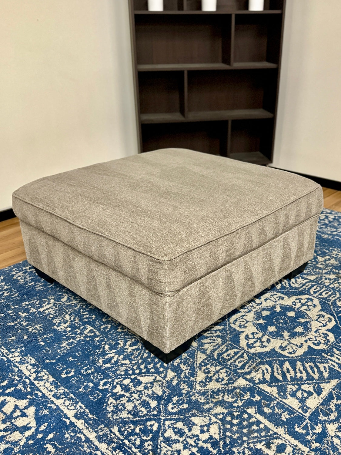 🚚 BUNDLE w/ a SOFA! Light Grey Storage Ottoman