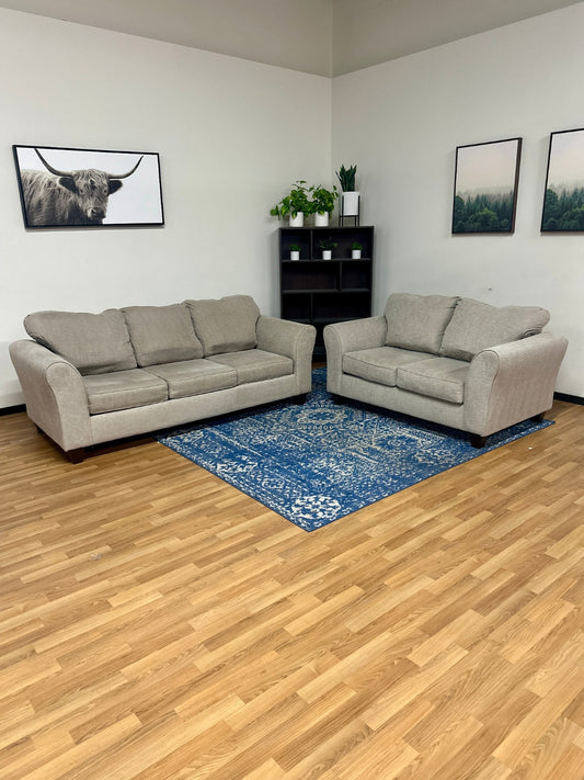 Light Grey 2pc Couch Loveseat Set