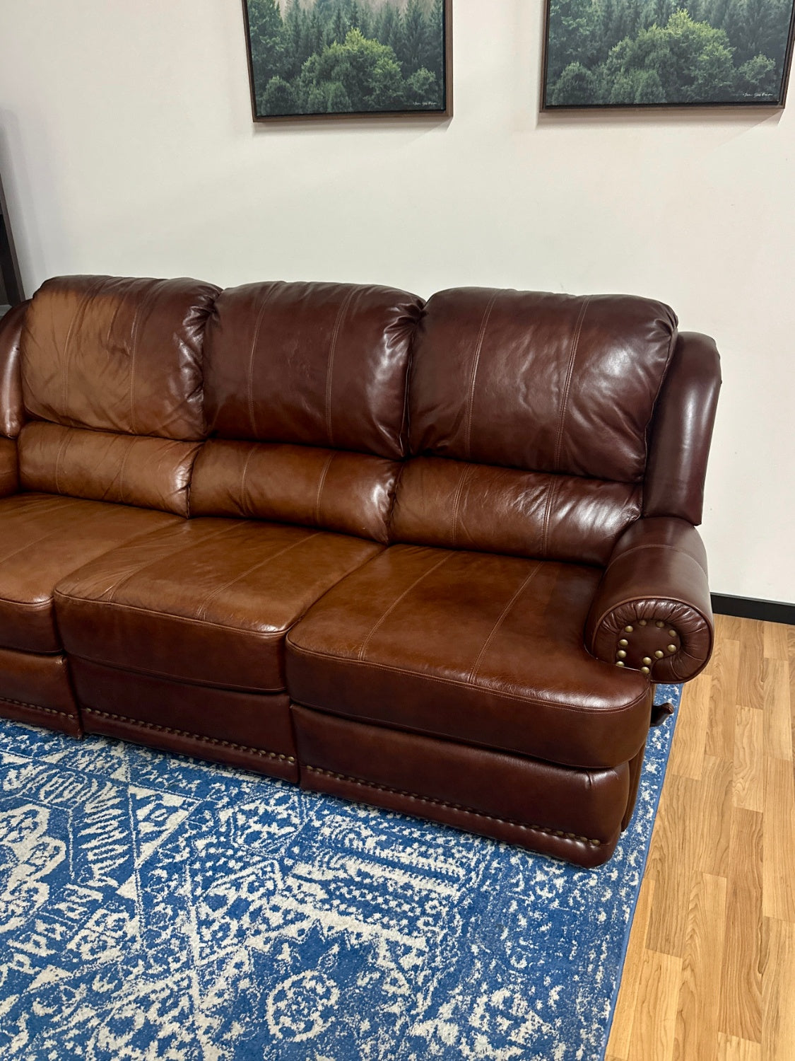 Gorgeous Brown Leather Sofa Chair Set