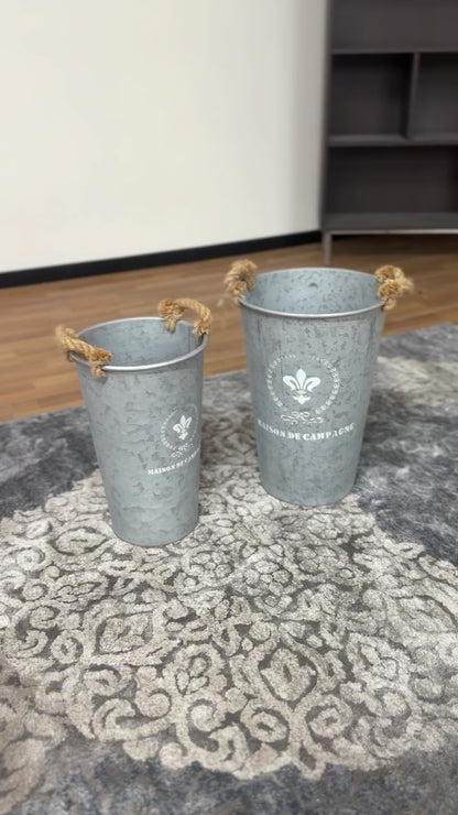 Madison De Campagne Metal Buckets