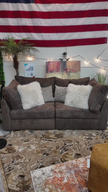 Boulder Corner Loveseat in Chocolate