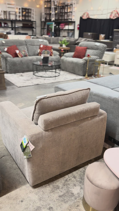 Aiden & Ivy Sereen Swivel Accent Chair